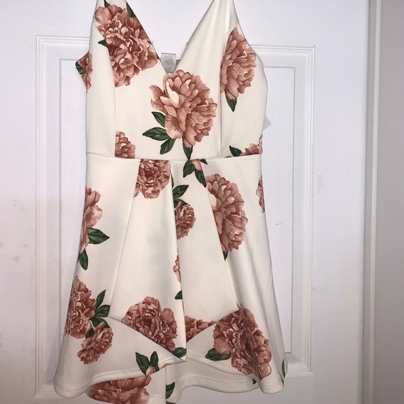 Floral Romper - Picture 1 of 3